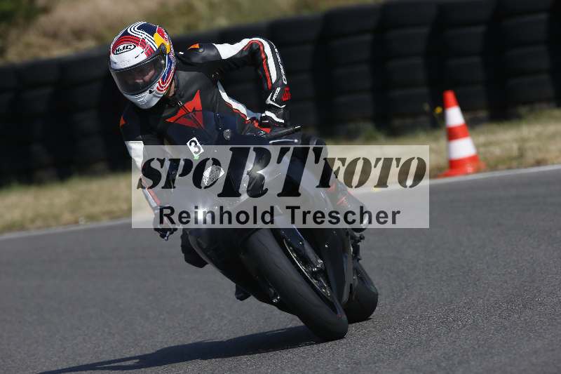Archiv-2023/28 05.06.2023 Moto Club Anneau du Rhin/blanc-novice/3